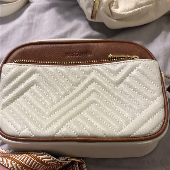 Amazon Cream and Brown Crossbody Bag with Chevron Design - Picture 1 of 1